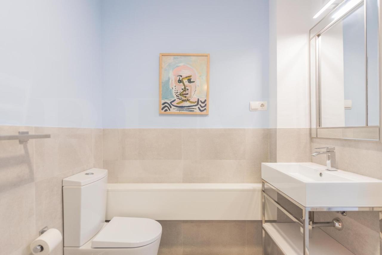 Apartment In The Heart Of Malaga By Rems Luaran gambar